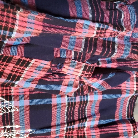 Flannel - Picture 3 of 4